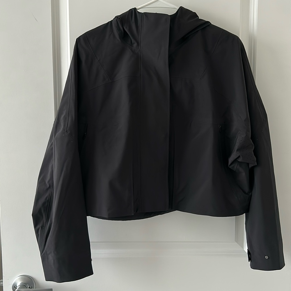 Lululemon Rain Chaser Jacket